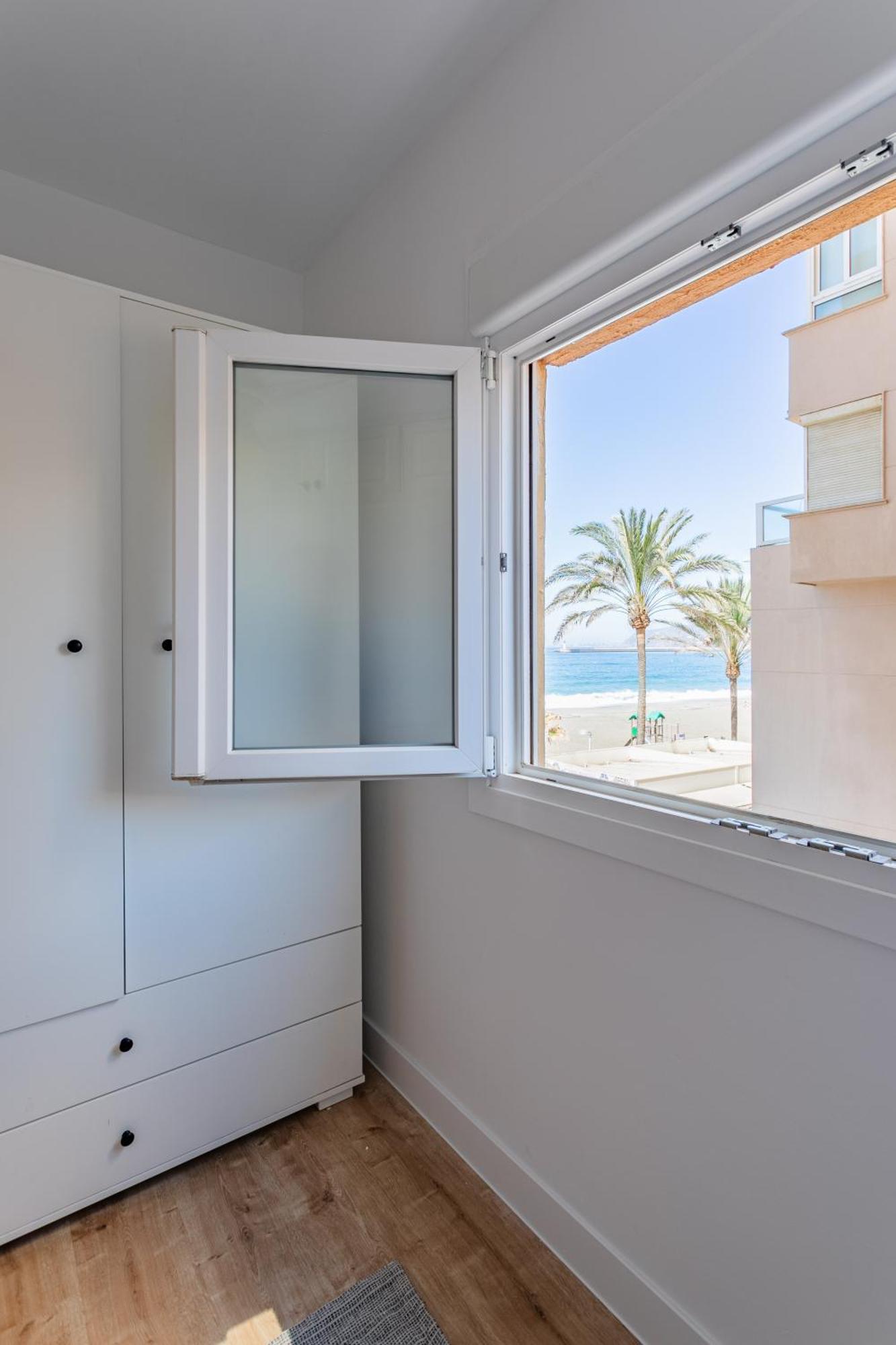 Trendyhomes Zapillo Beach - Primera Linea De Playa Almería Exterior foto